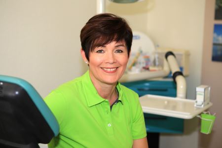 Zahnarzthelferin Frau Ricarda-Yvonne Bäker